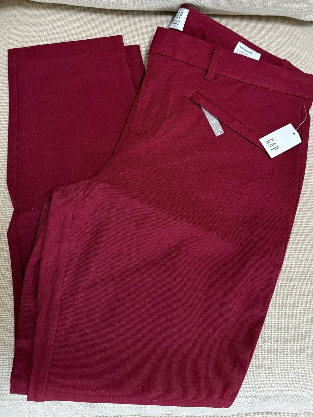 GAP Women’s Signature Skinny Ankle Burgundy Pants